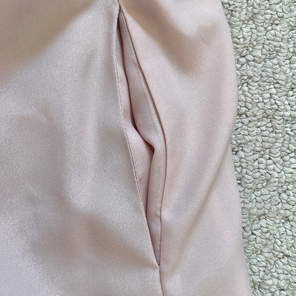 Ladies BCBG Summer Dress - Picture 4 of 9